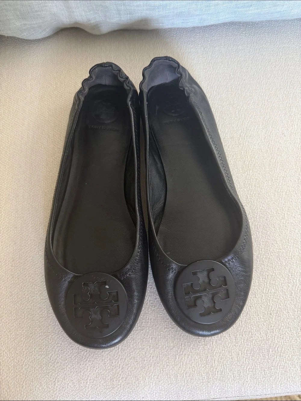 Tory Burch Black Leather Logo Round-Toe Ballet Flats